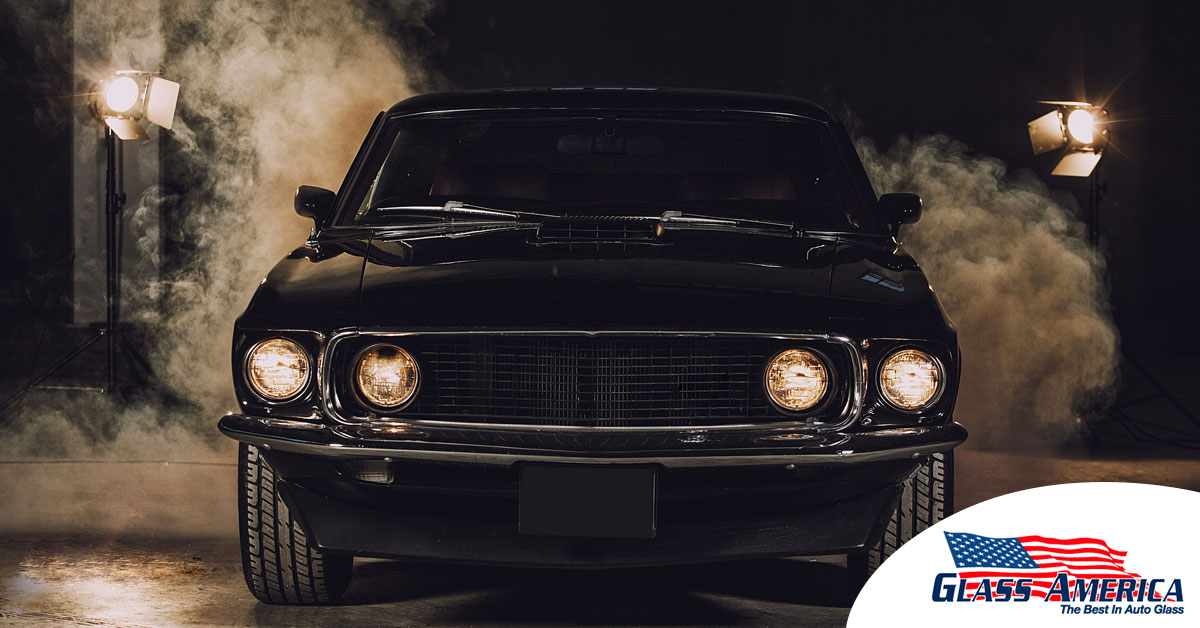 Classic Car? What You Need to Know About Auto Glass Replacement for Older Vehicles